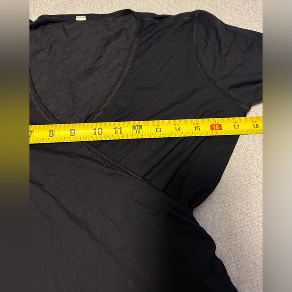 Lululemon Size 6 Women Top Bundle Tank Long Sleeve Lot - Picture 4 of 12